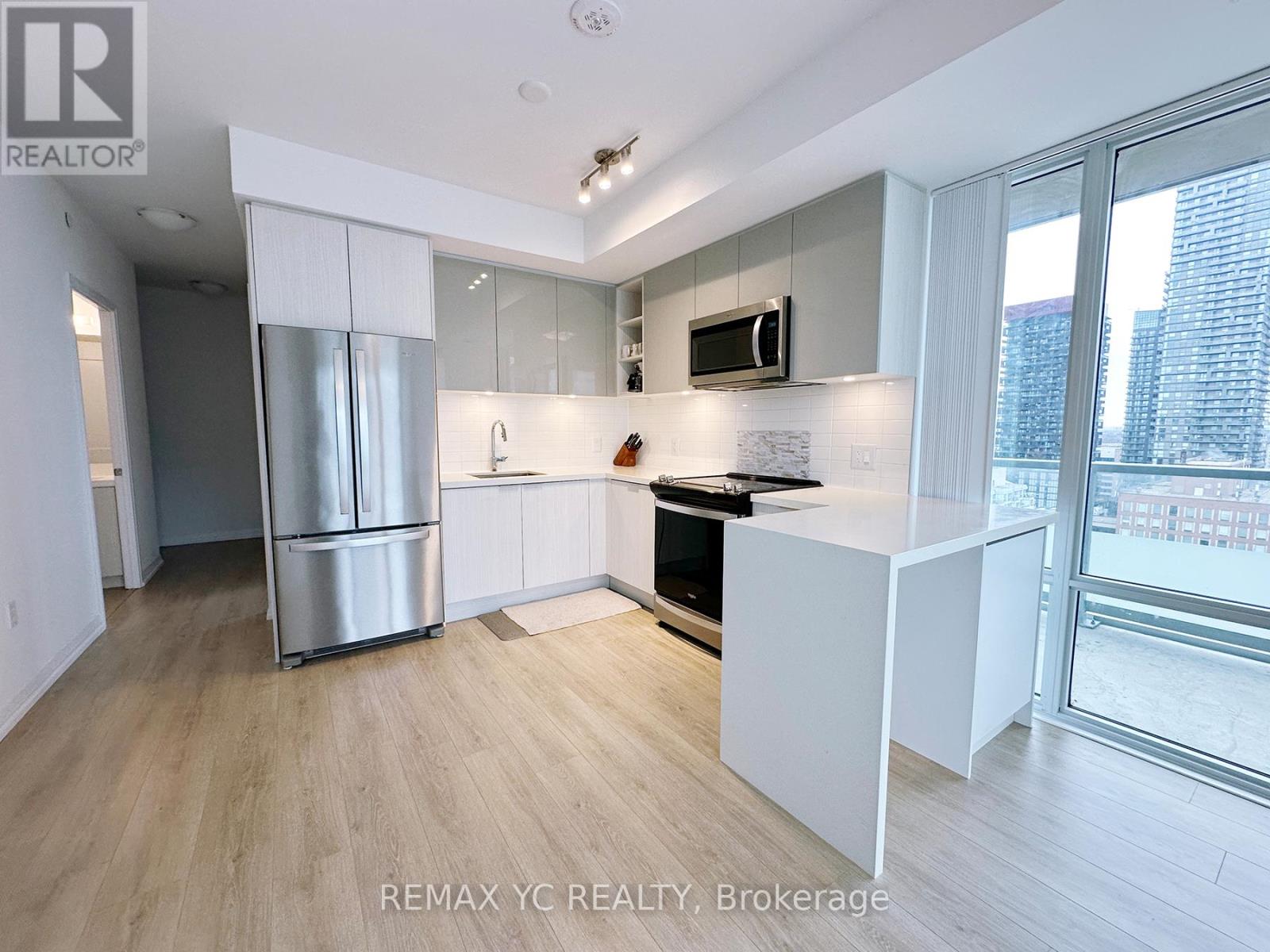 2403 - 25 Holly Street, Toronto, Ontario  M4S 0E3 - Photo 12 - C12957446