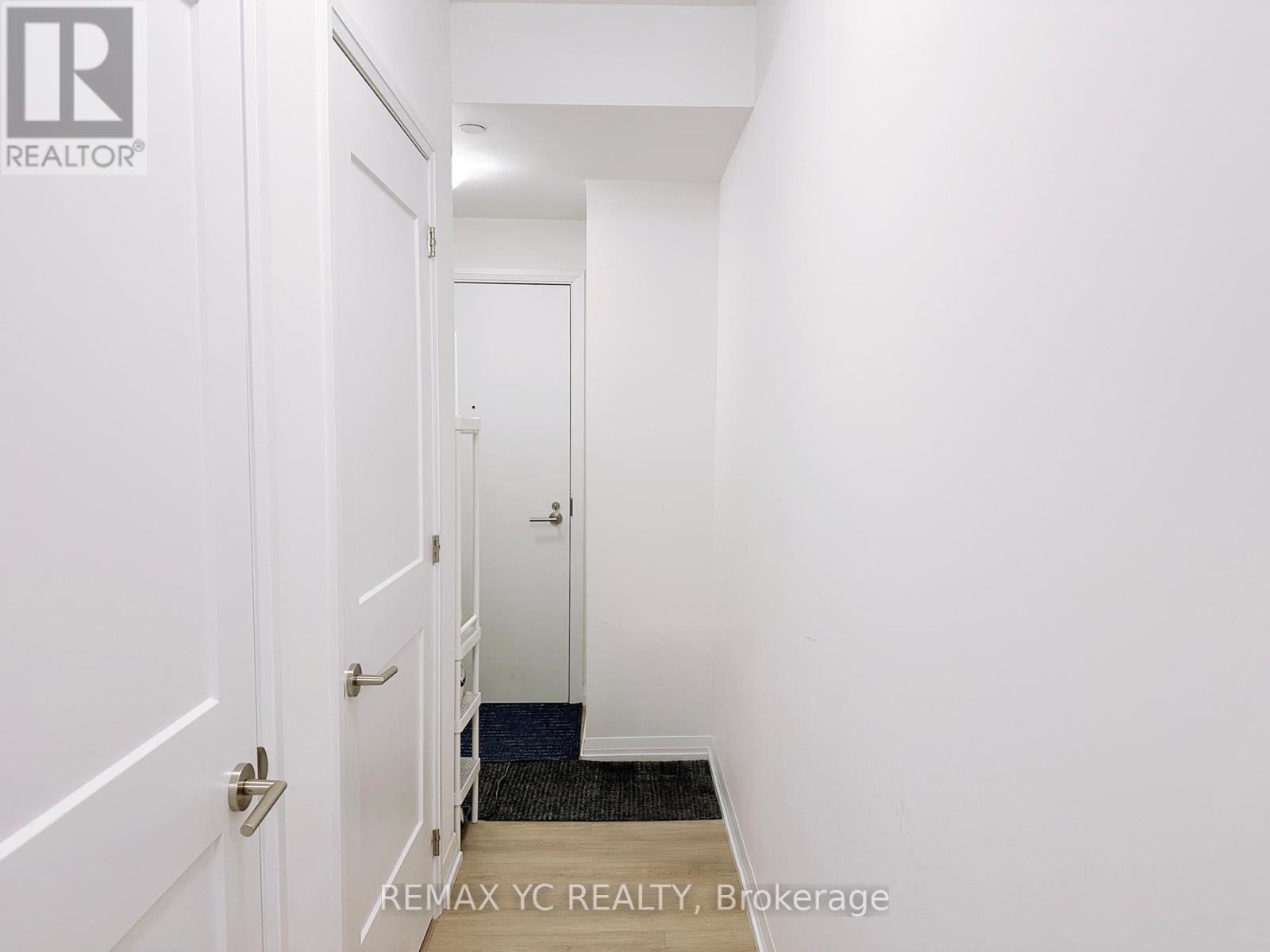 2403 - 25 Holly Street, Toronto, Ontario  M4S 0E3 - Photo 2 - C12957446
