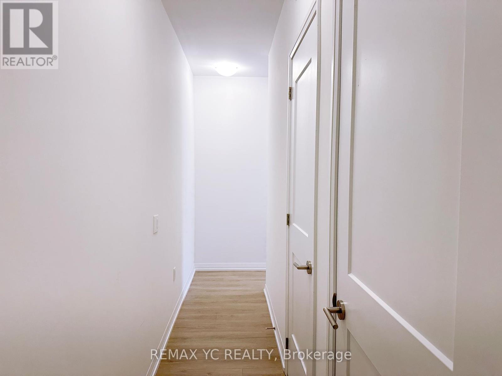 2403 - 25 Holly Street, Toronto, Ontario  M4S 0E3 - Photo 3 - C12957446