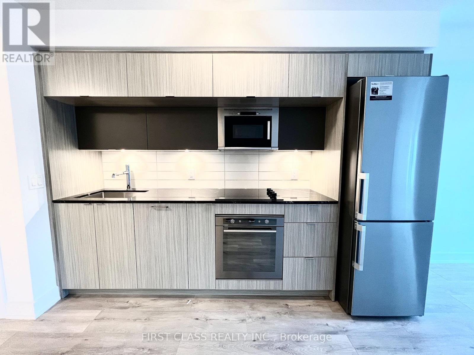 1021 - 585 Bloor E. Street E, Toronto, Ontario  M4W 0B3 - Photo 3 - C12957448