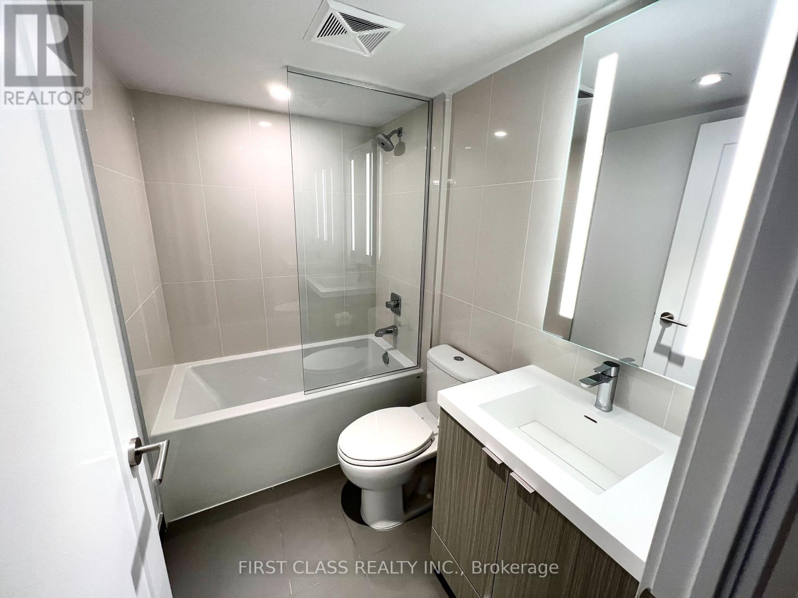 1021 - 585 Bloor E. Street E, Toronto, Ontario  M4W 0B3 - Photo 9 - C12957448