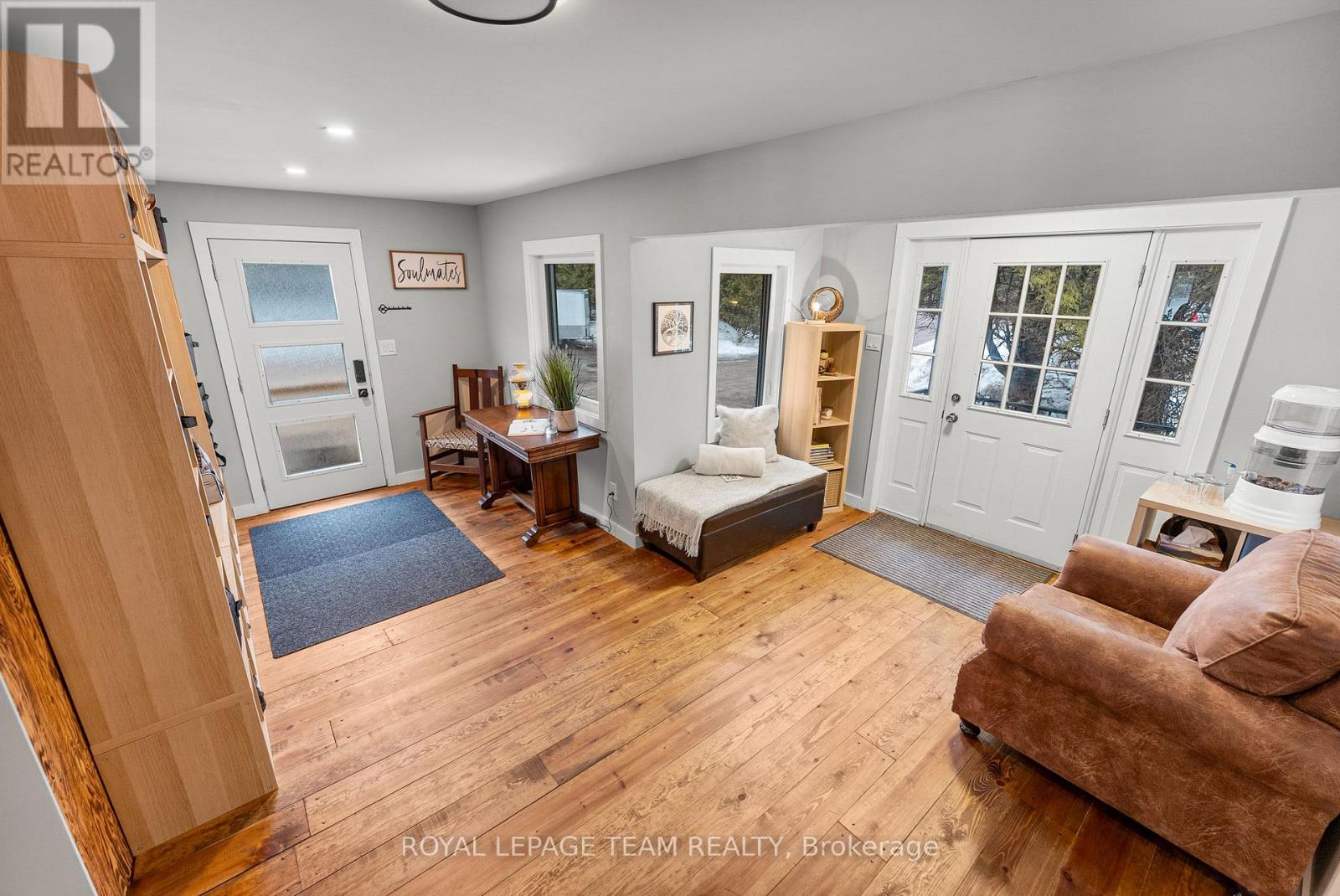 32779 Highway 17, Laurentian Hills, Ontario  K0J 1P0 - Photo 13 - X12957442