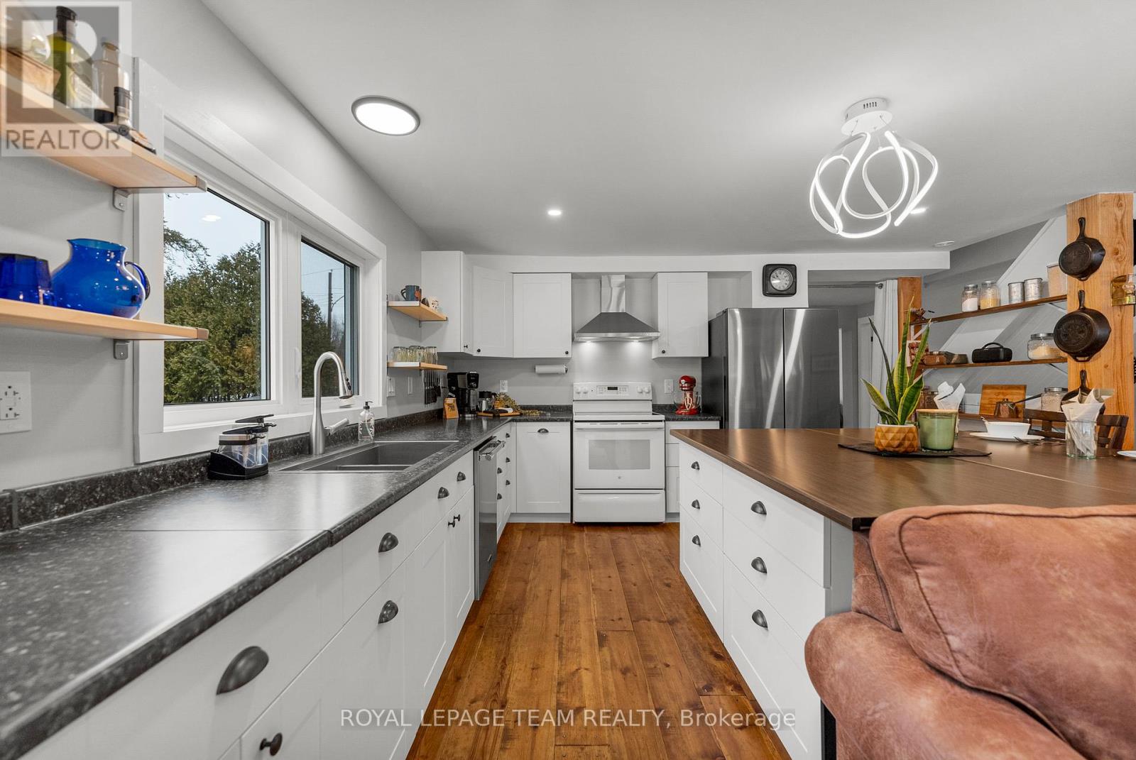 32779 Highway 17, Laurentian Hills, Ontario  K0J 1P0 - Photo 15 - X12957442