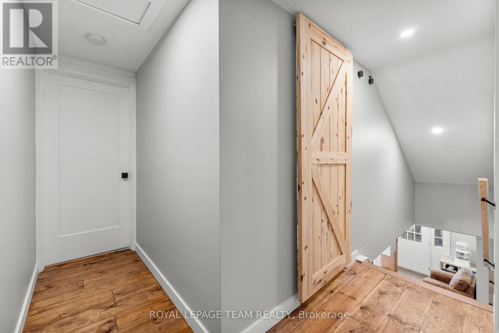 32779 Highway 17, Laurentian Hills, Ontario  K0J 1P0 - Photo 25 - X12957442