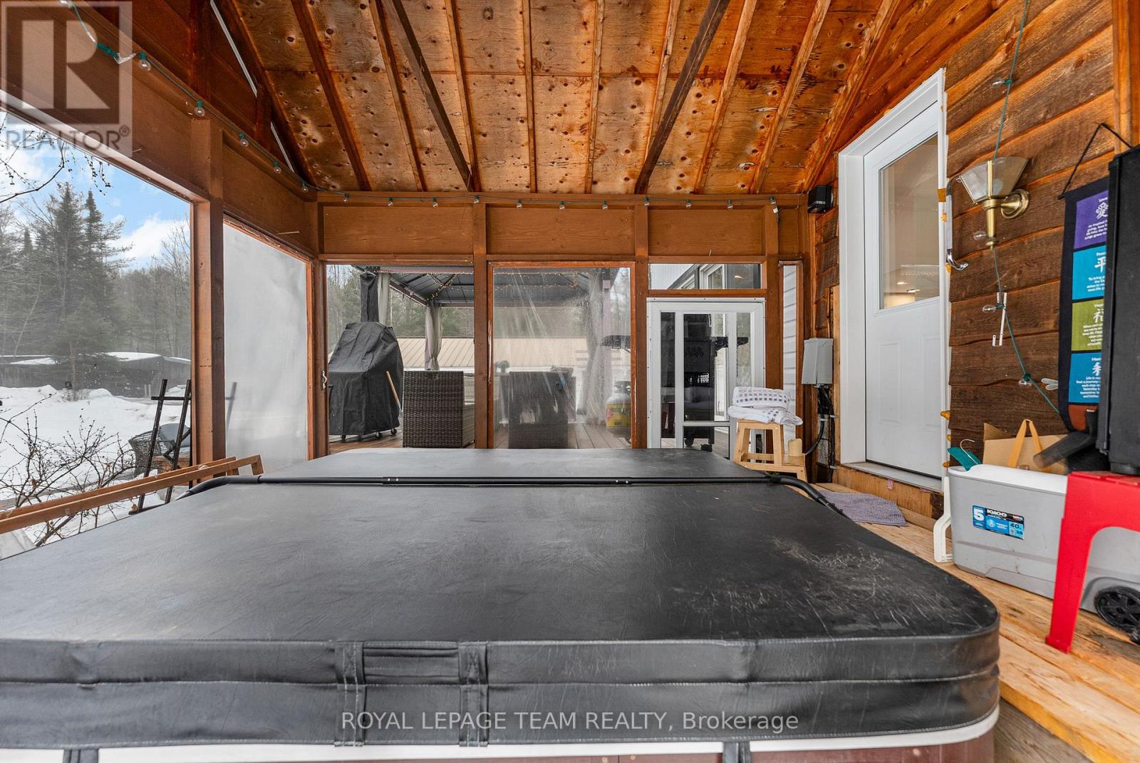 32779 Highway 17, Laurentian Hills, Ontario  K0J 1P0 - Photo 39 - X12957442