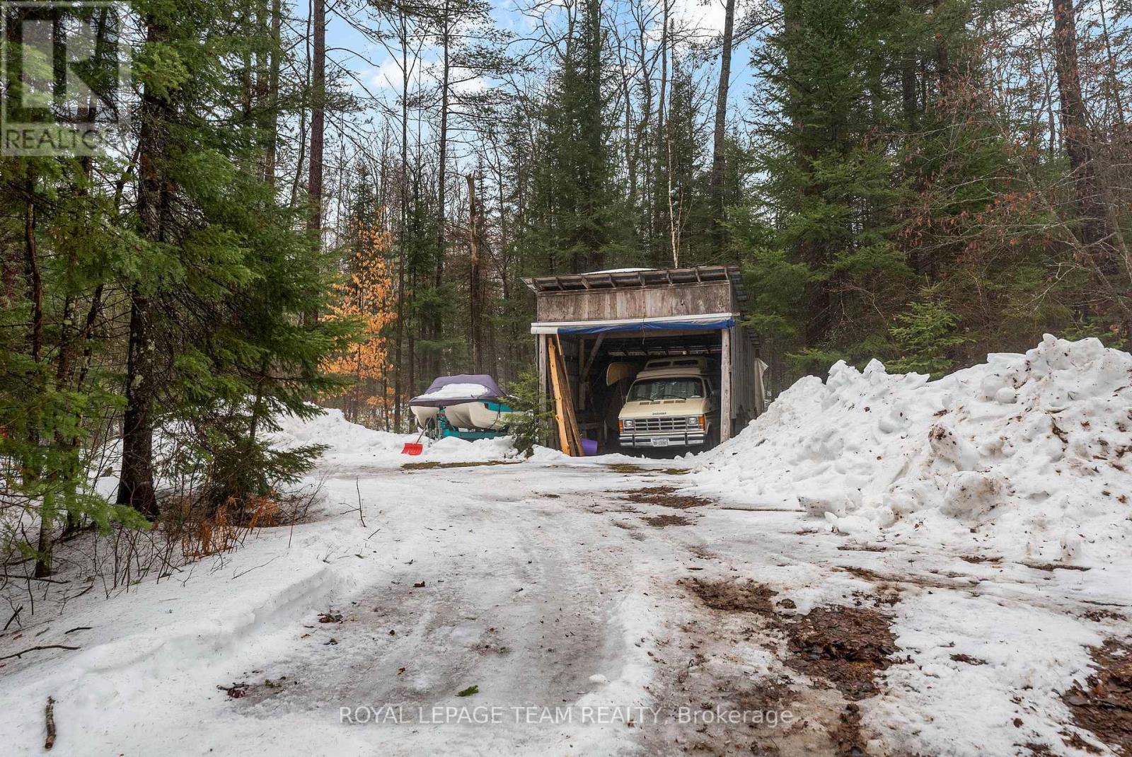 32779 Highway 17, Laurentian Hills, Ontario  K0J 1P0 - Photo 48 - X12957442