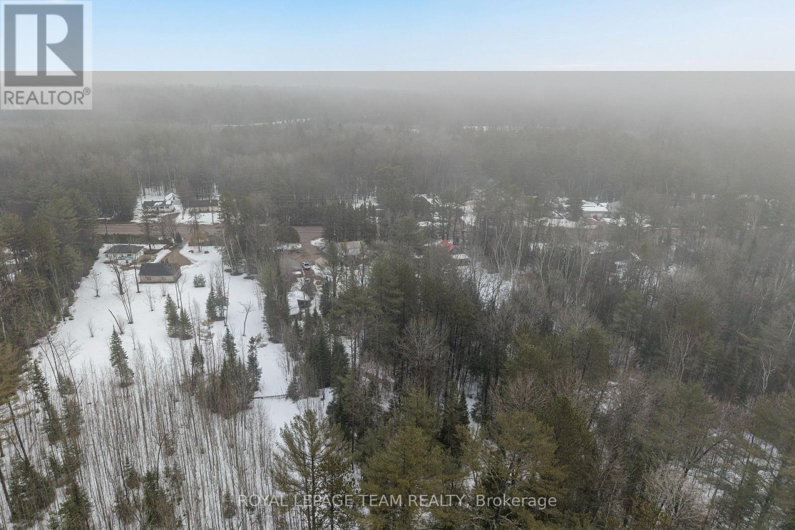 32779 Highway 17, Laurentian Hills, Ontario  K0J 1P0 - Photo 49 - X12957442