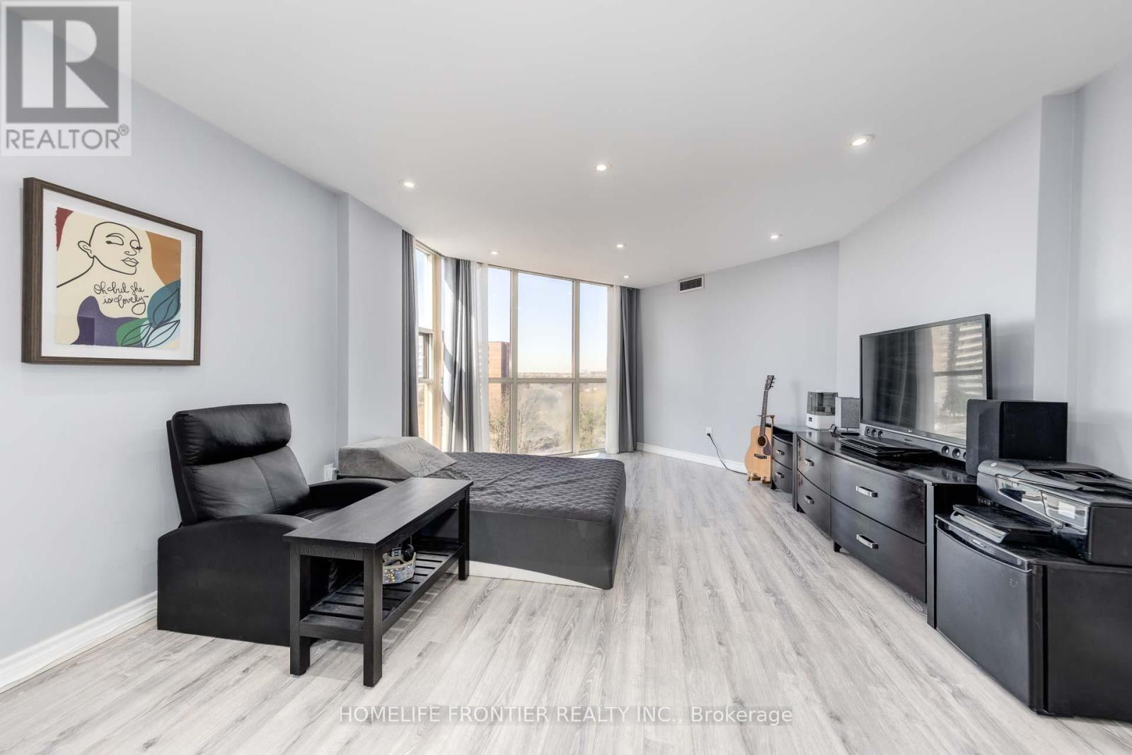 704 - 20 Baif Boulevard, Richmond Hill, Ontario  L4C 8T1 - Photo 11 - N12957452