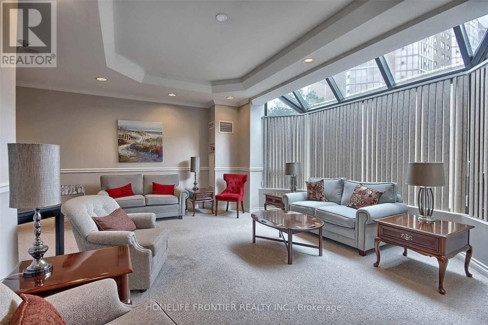 704 - 20 Baif Boulevard, Richmond Hill, Ontario  L4C 8T1 - Photo 17 - N12957452