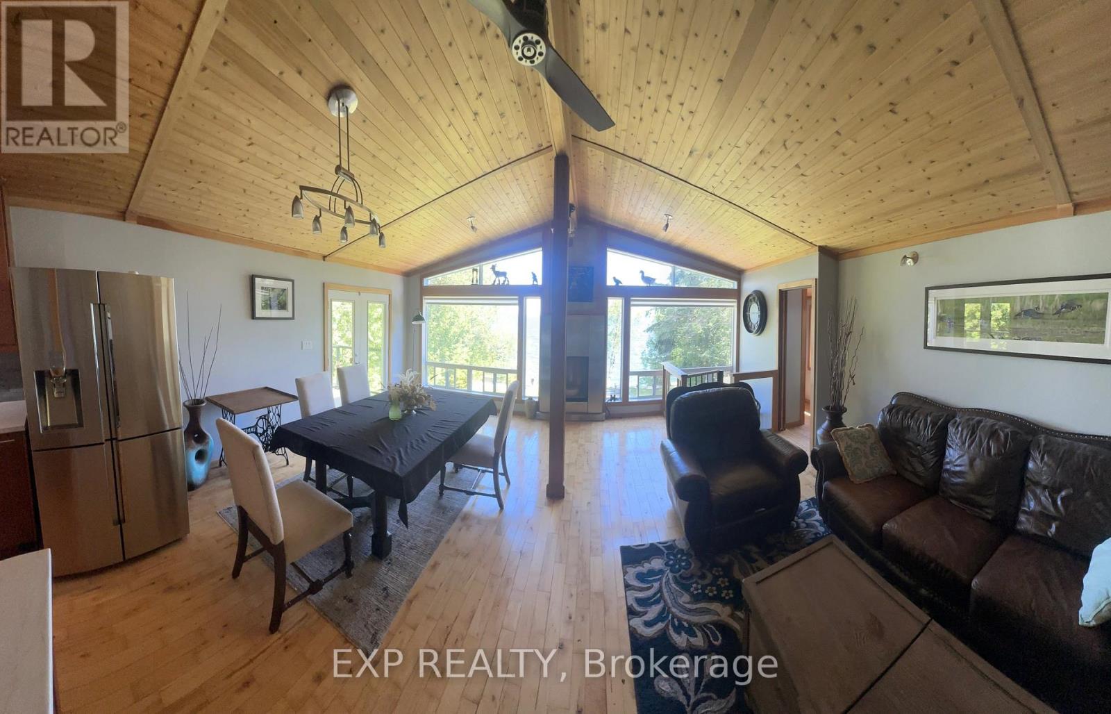 2295 Lakeshore Road E, Oro-Medonte, Ontario  L0L 1T0 - Photo 6 - S12957458