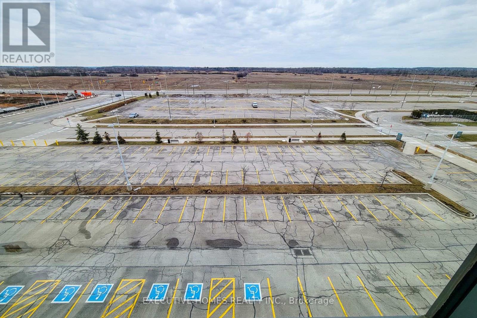 424 - 3075 Hospital Gate, Oakville, Ontario  L6M 1M1 - Photo 6 - W12957422