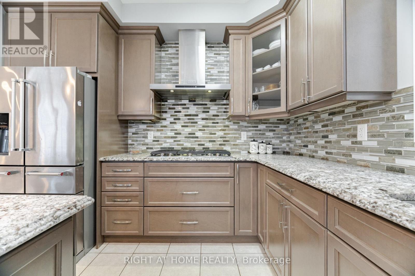 1190 Mceachern Court, Milton, Ontario  L9E 1E5 - Photo 14 - W12957450