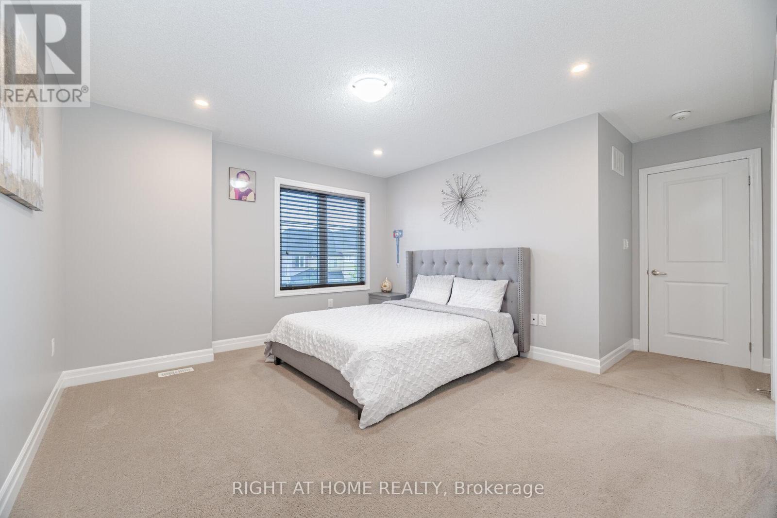 1190 Mceachern Court, Milton, Ontario  L9E 1E5 - Photo 34 - W12957450