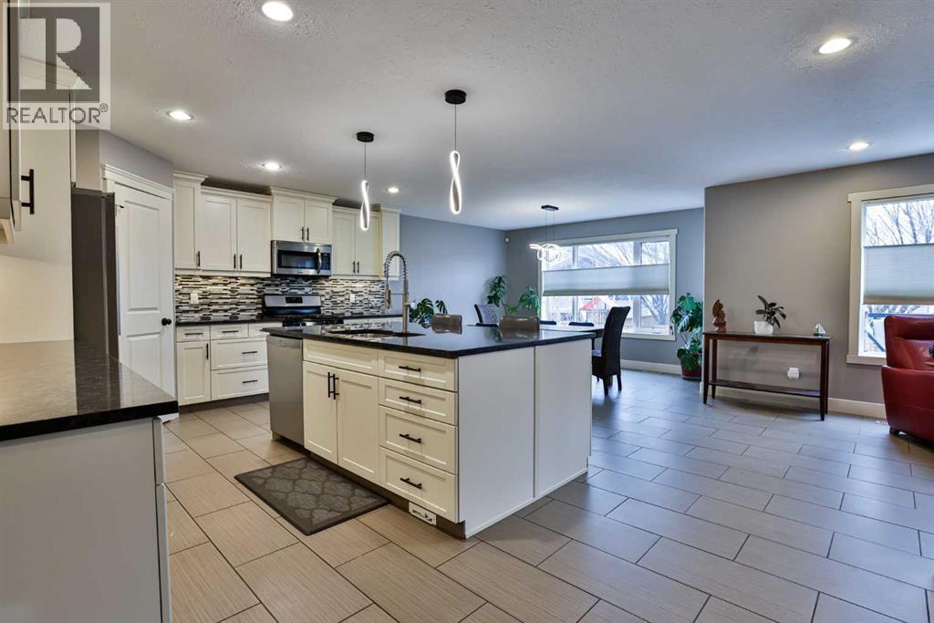 544 Sixmile Crescent S, Lethbridge, Alberta  T1K 5X2 - Photo 4 - A2299054