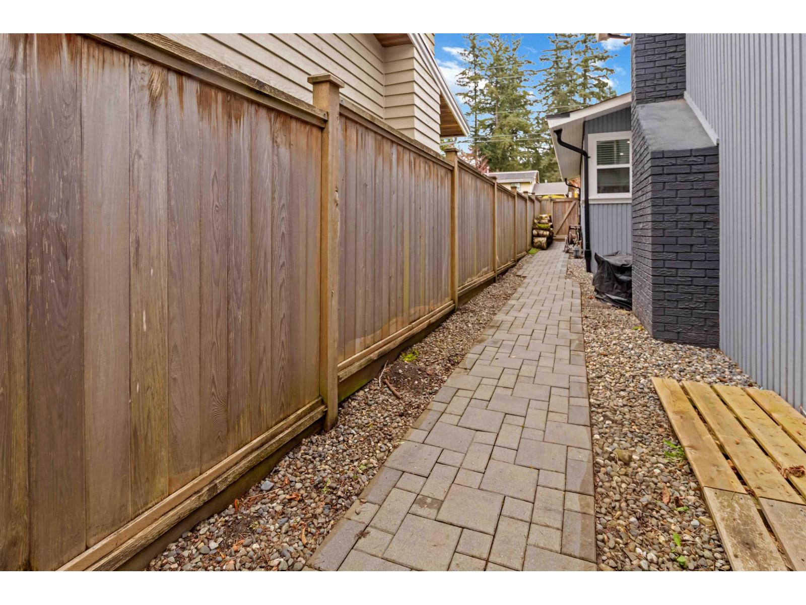 6615 Lyon Road, Delta, British Columbia  V4E 1H6 - Photo 27 - R3104730