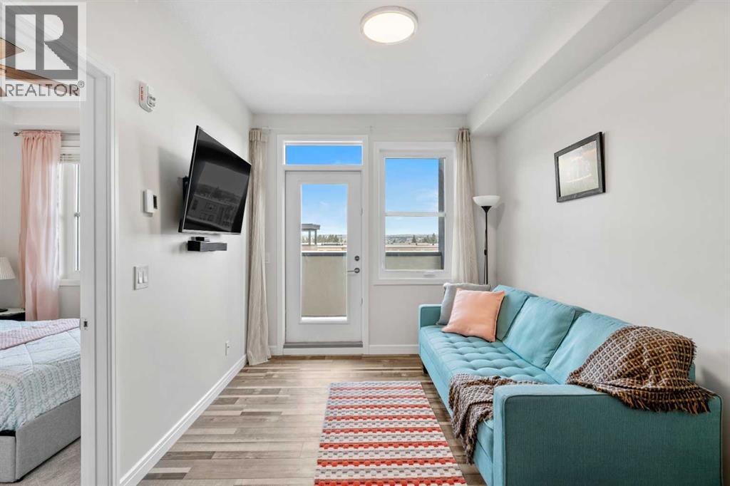 2410, 80 Greenbriar Place NW, Calgary, Alberta  T3B 6J4 - Photo 3 - A2298866