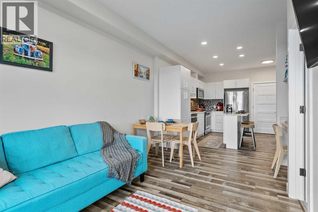 2410, 80 Greenbriar Place NW, Calgary, Alberta  T3B 6J4 - Photo 5 - A2298866