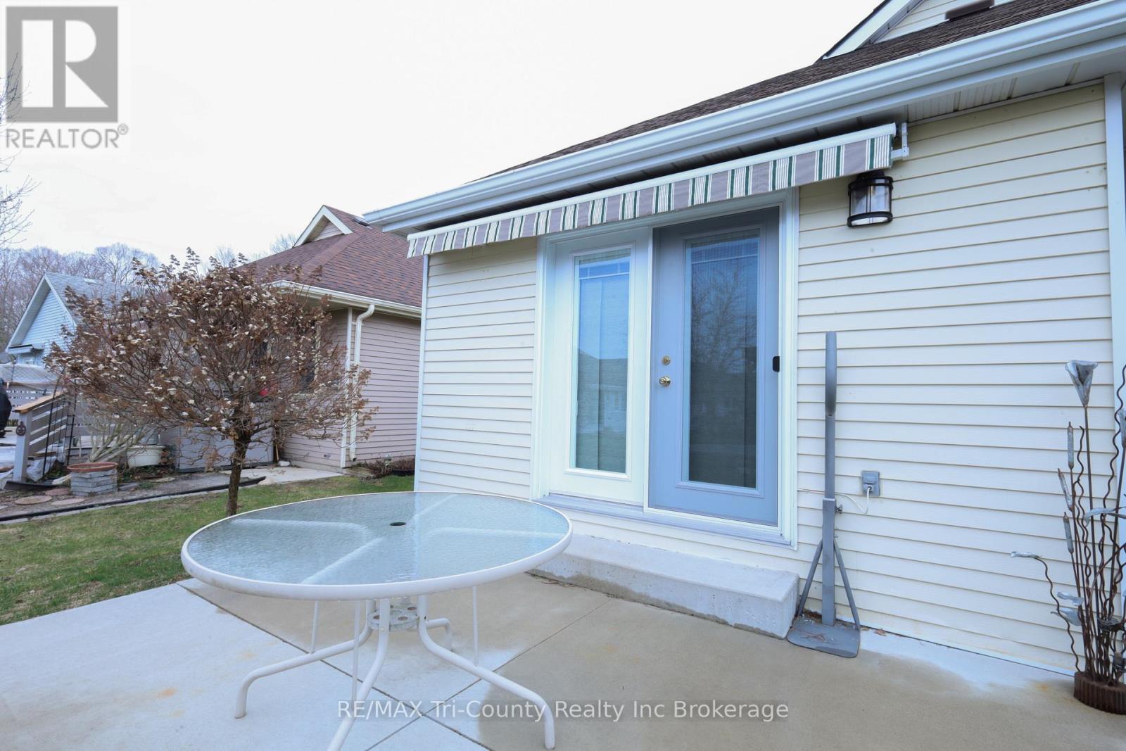 33 Wilkins Crescent, Tillsonburg, Ontario  N4G 5M6 - Photo 31 - X12952572