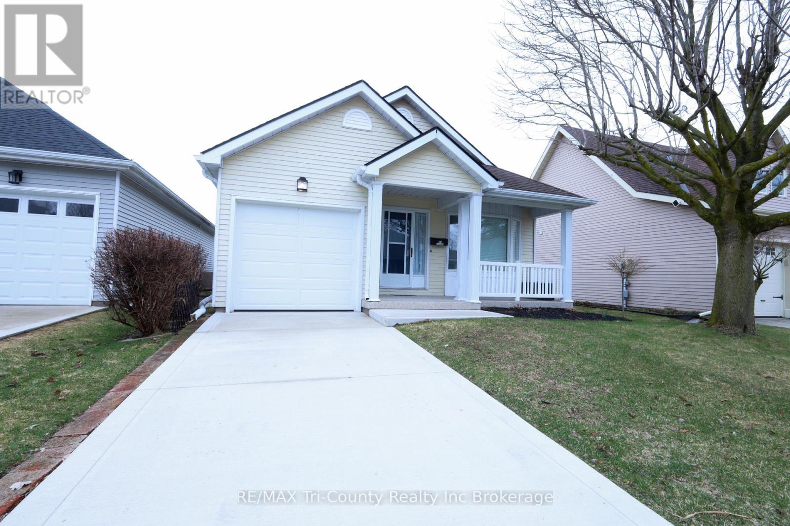 33 Wilkins Crescent, Tillsonburg, Ontario  N4G 5M6 - Photo 34 - X12952572