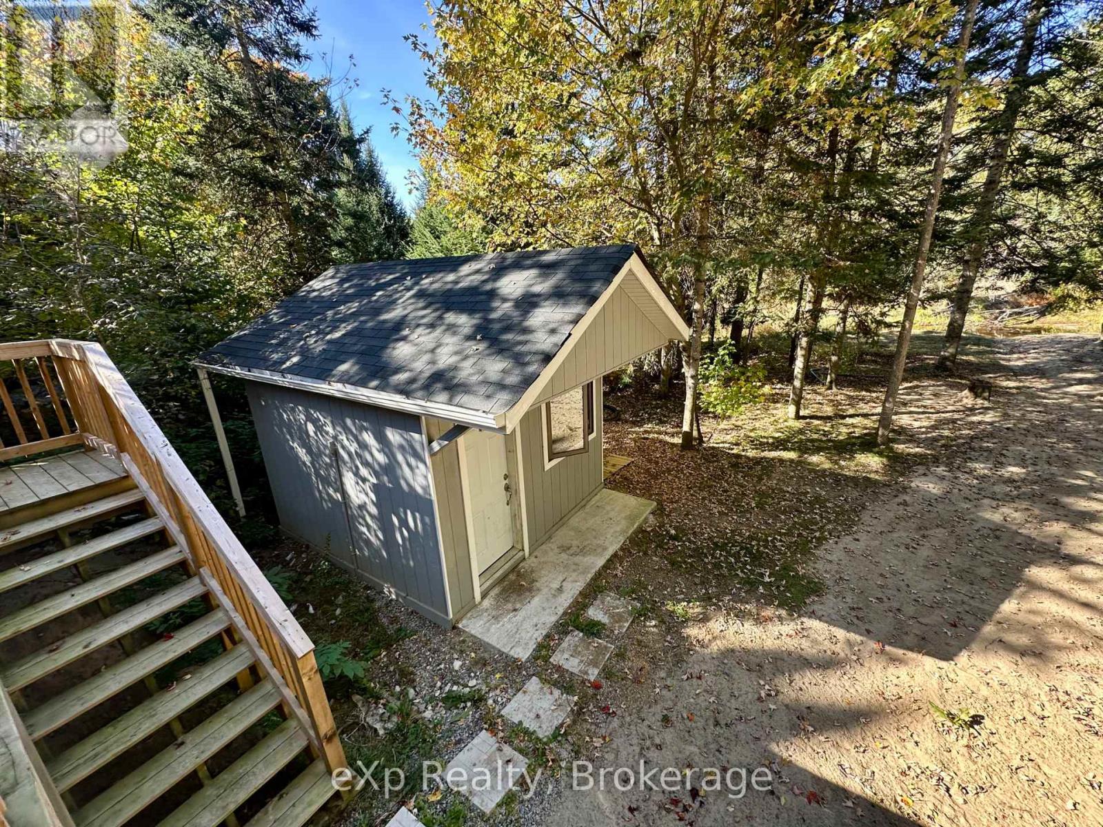61 Robert Road W, Huntsville, Ontario P1H 1L4 - Photo 19 - X12936846