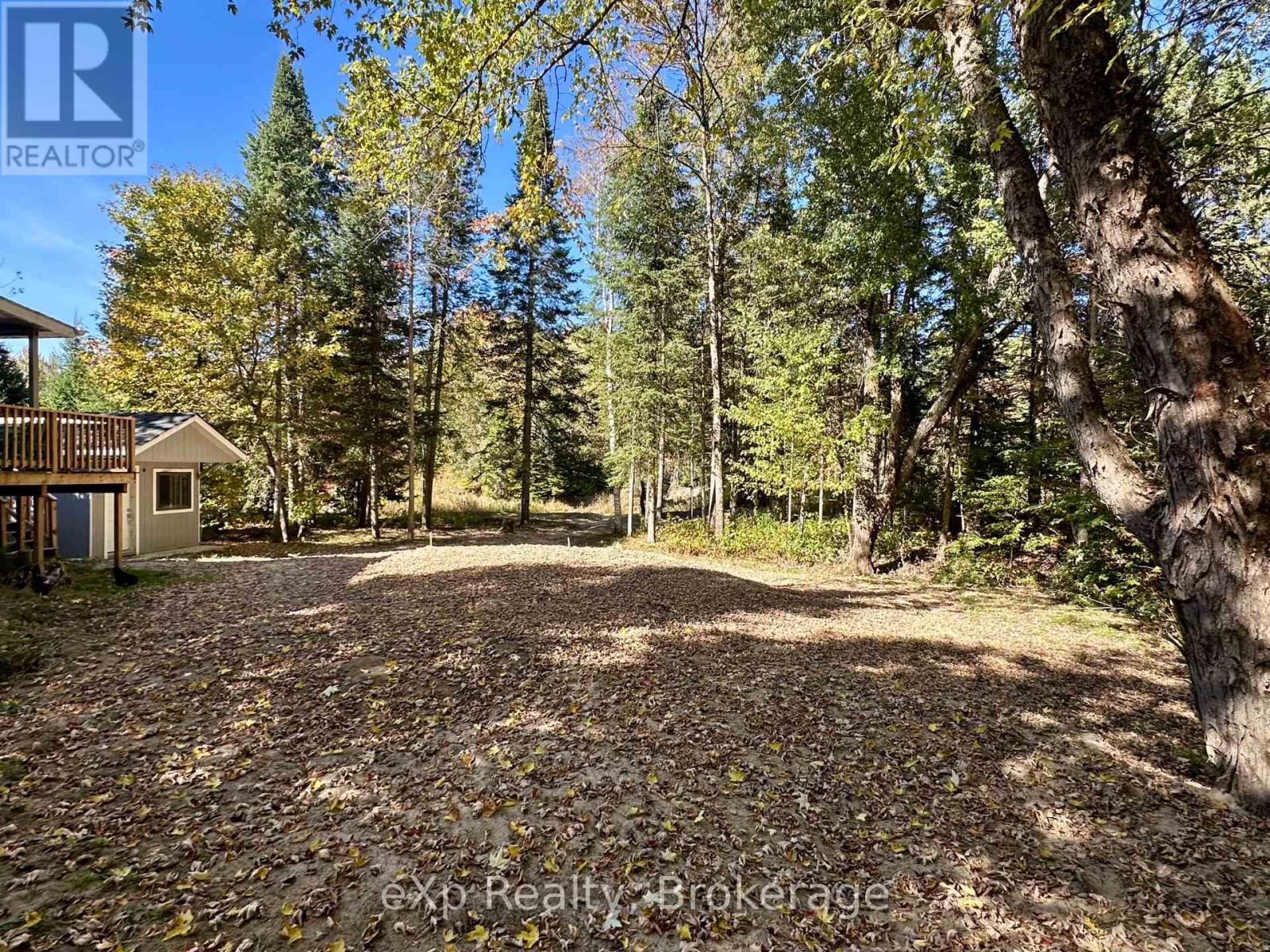 61 Robert Road W, Huntsville, Ontario P1H 1L4 - Photo 25 - X12936846