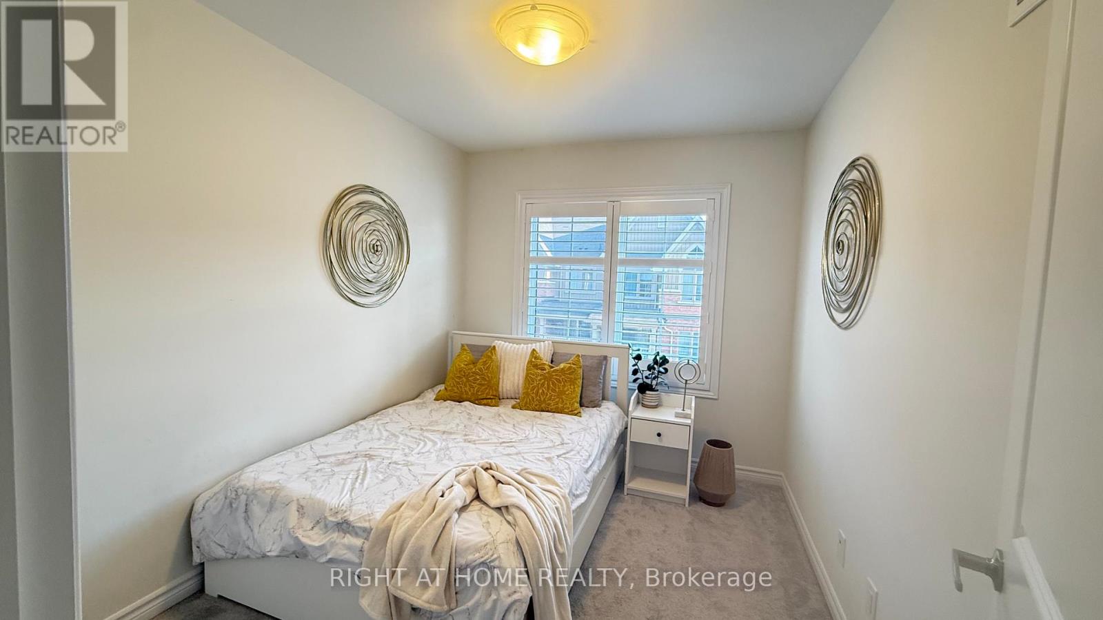 33 Amulet Way, Whitby, Ontario L1R 0R5 - Photo 19 - E12846322