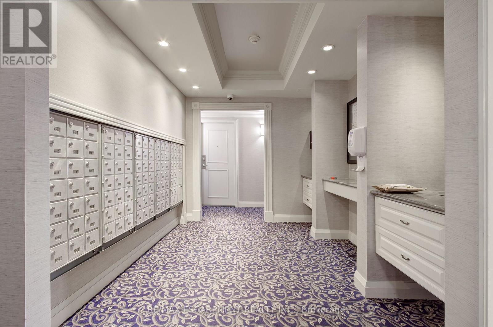 705 - 50 Old Mill Road, Oakville, Ontario  L6J 7W1 - Photo 44 - W12903908