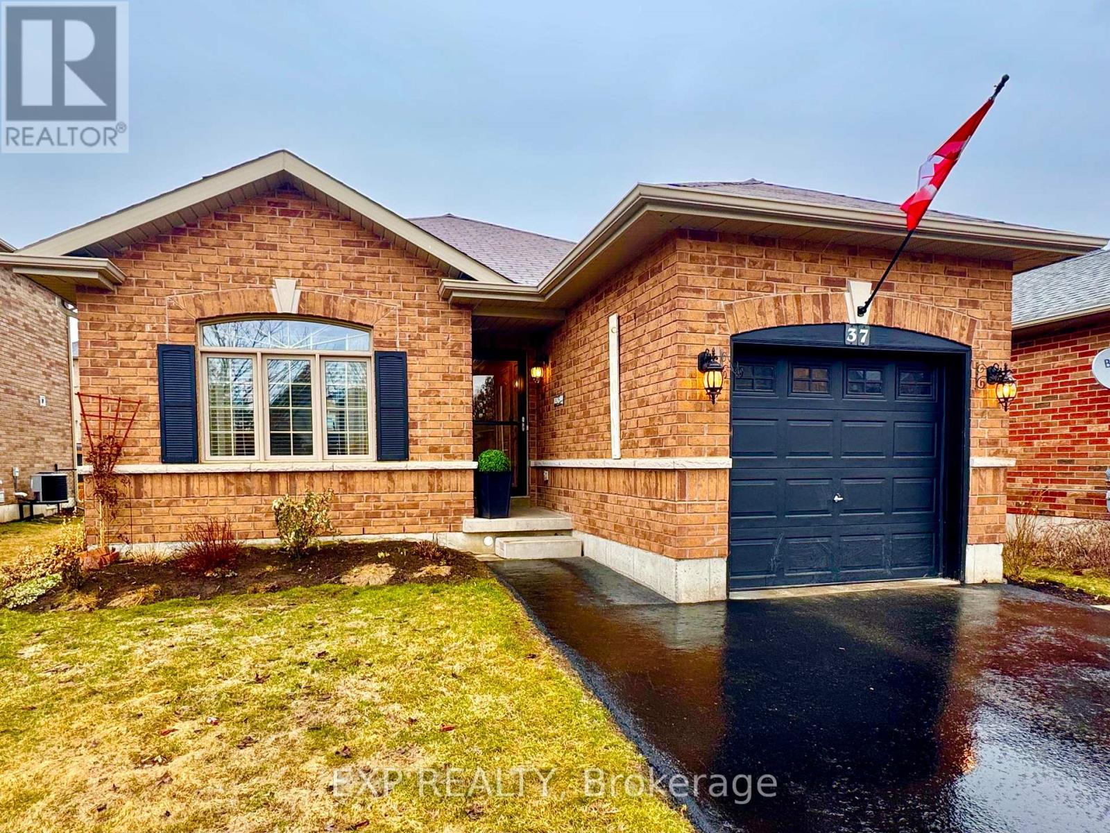 37 White Hart Lane, Trent Hills, Ontario  K0L 1Y0 - Photo 2 - X12797066