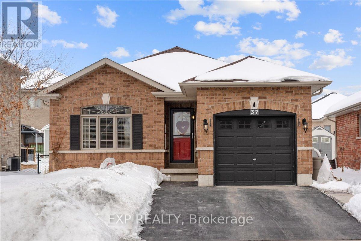 37 White Hart Lane, Trent Hills, Ontario  K0L 1Y0 - Photo 4 - X12797066