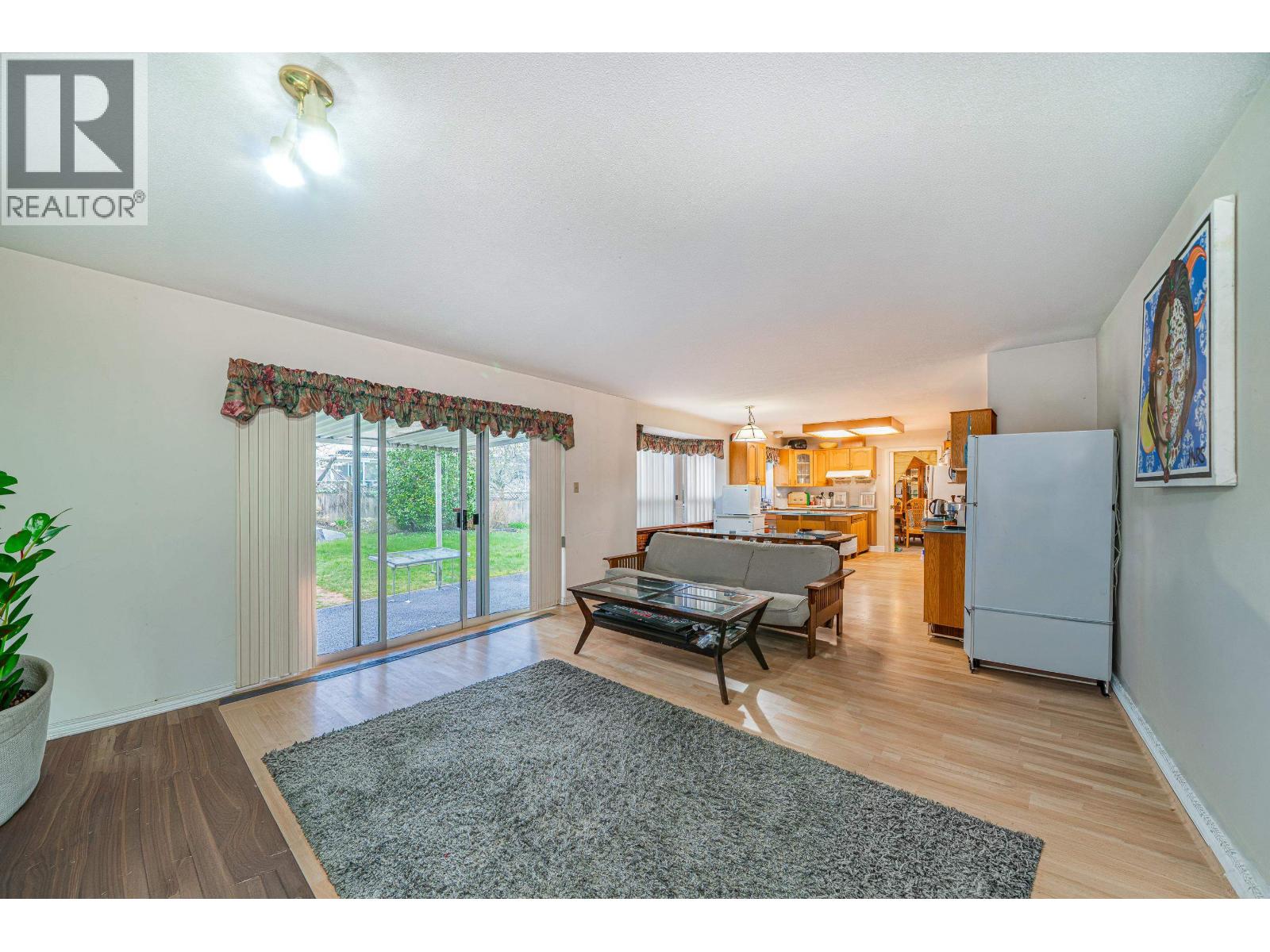 9072 Briar Road, Burnaby, British Columbia  V3N 4W8 - Photo 12 - R3104593