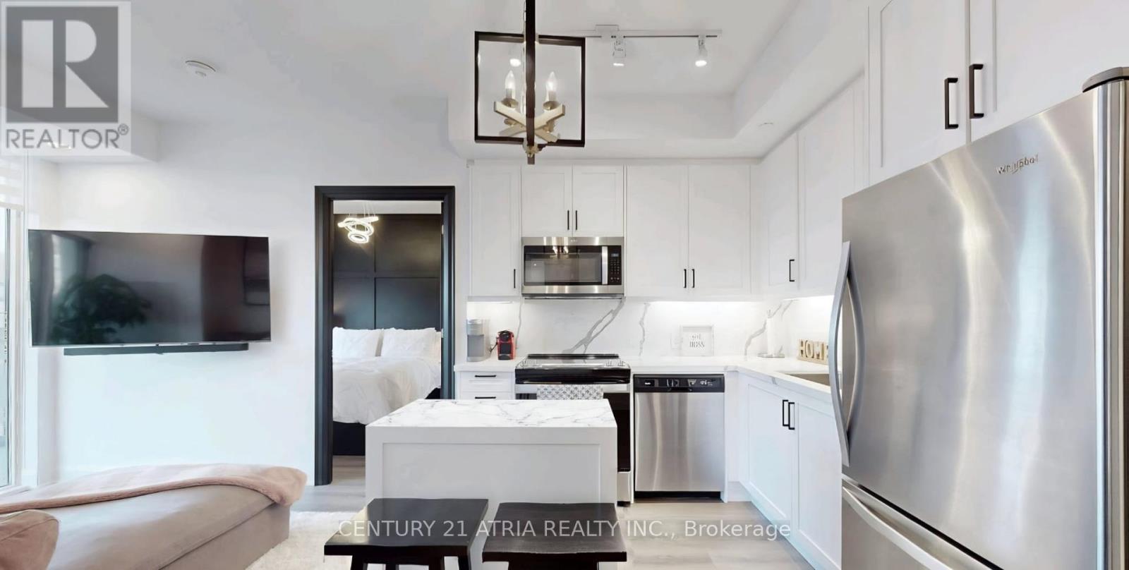 1709 - 20 Gatineau Drive, Vaughan, Ontario  L4J 0L3 - Photo 4 - N12957412