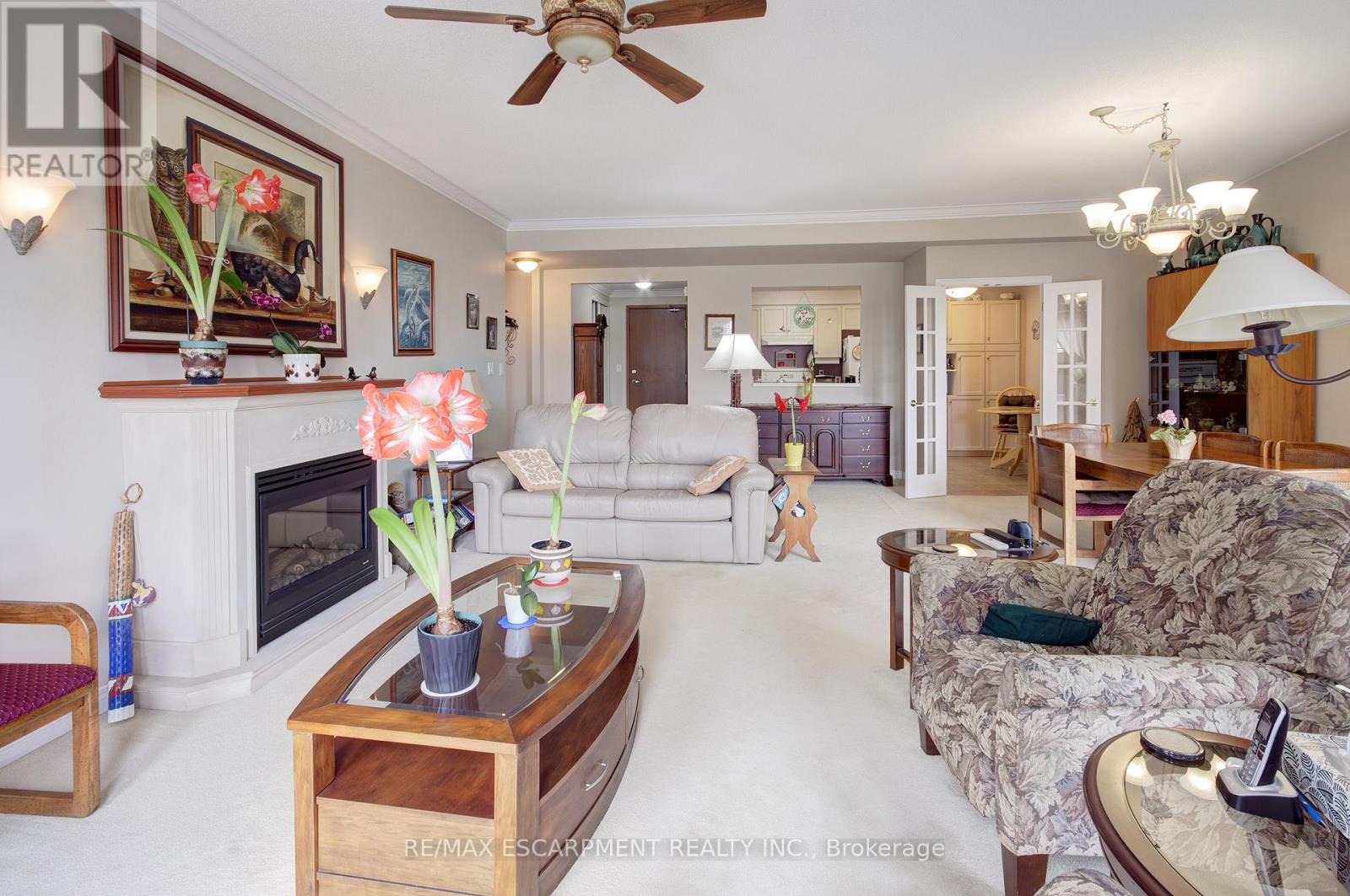 705 - 50 Old Mill Road, Oakville, Ontario  L6J 7W1 - Photo 16 - W12903908