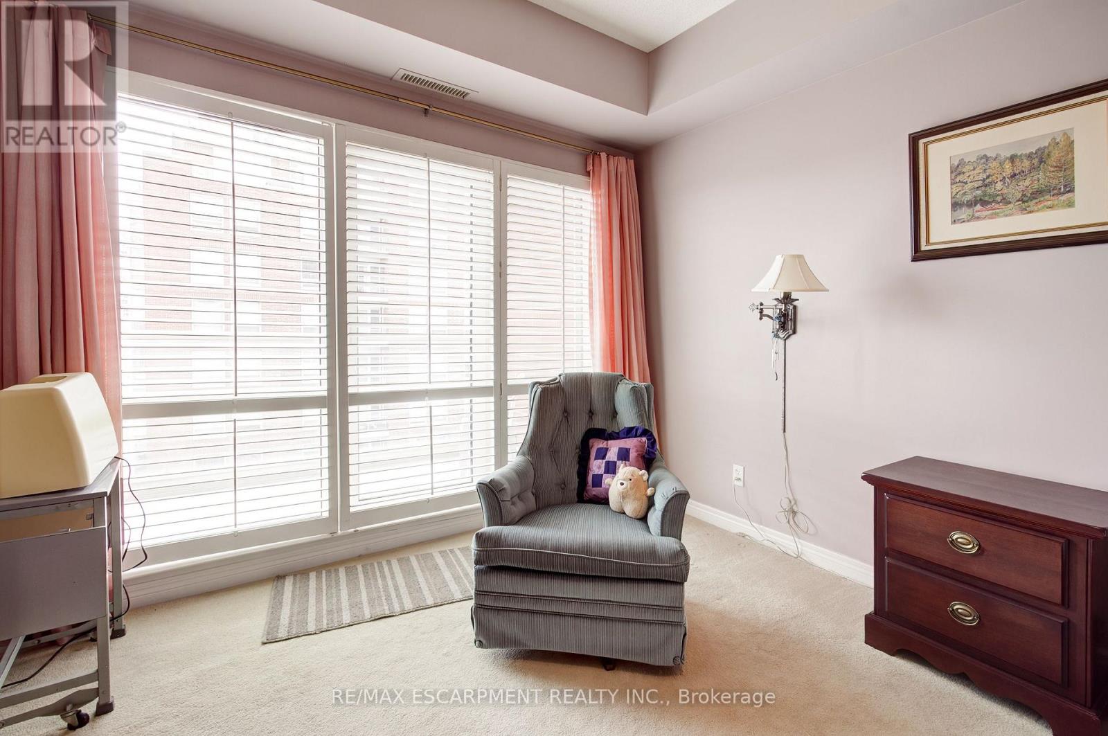 705 - 50 Old Mill Road, Oakville, Ontario  L6J 7W1 - Photo 28 - W12903908