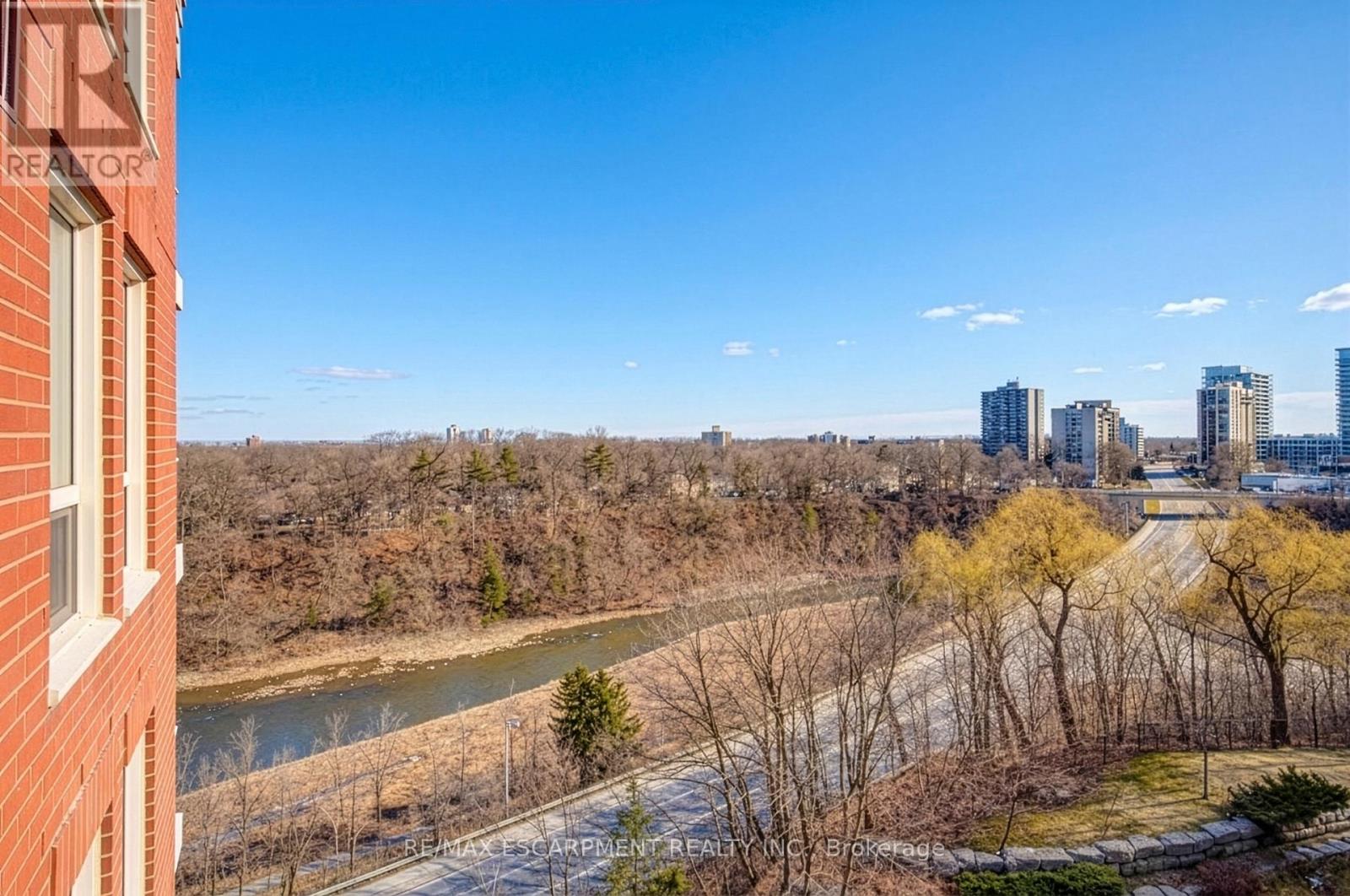 705 - 50 Old Mill Road, Oakville, Ontario  L6J 7W1 - Photo 36 - W12903908