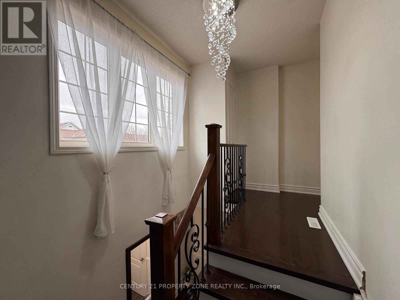 84 Tideland Drive, Brampton, Ontario  L7A 2W1 - Photo 29 - W12954274