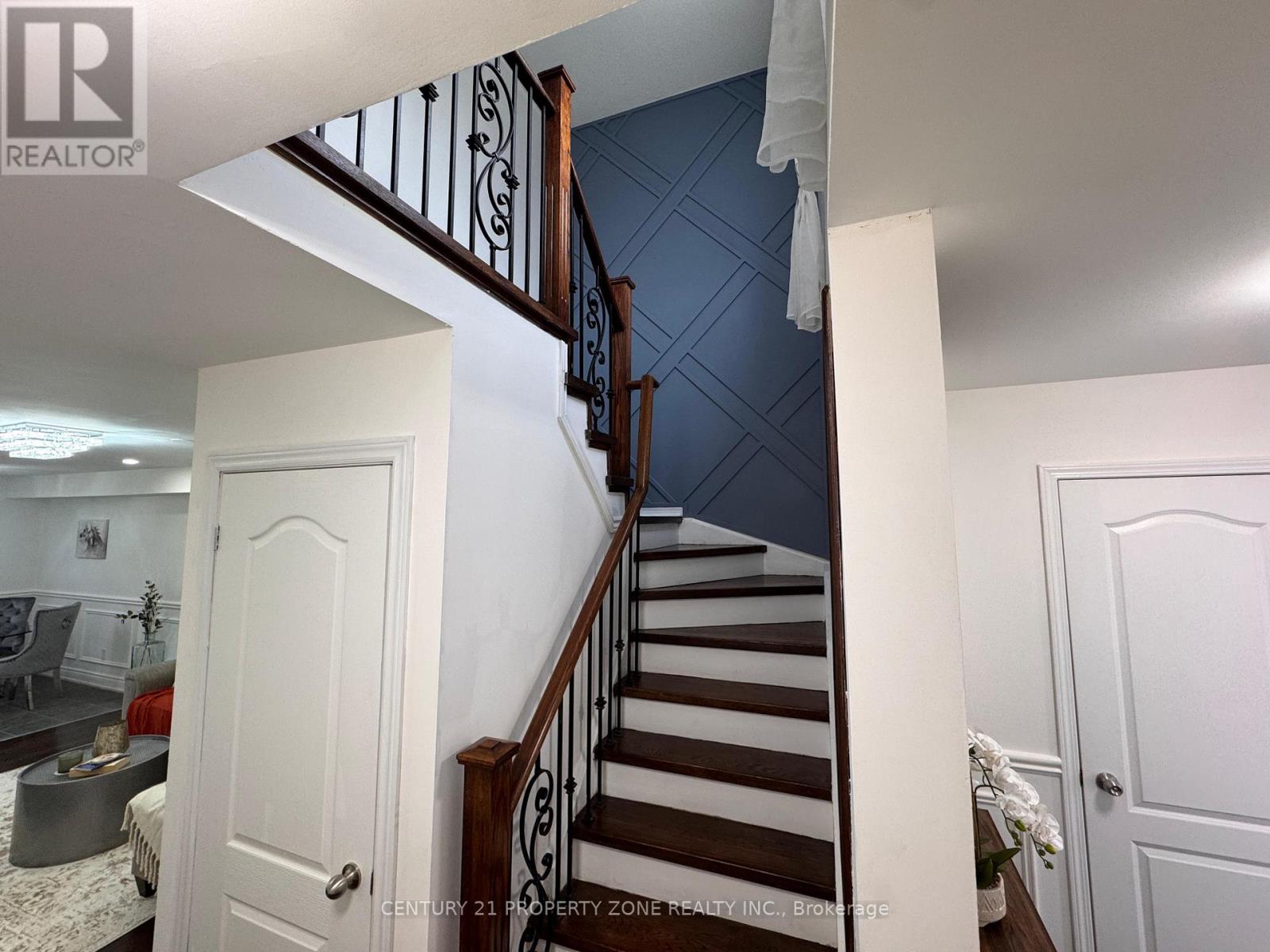 84 Tideland Drive, Brampton, Ontario  L7A 2W1 - Photo 15 - W12954274