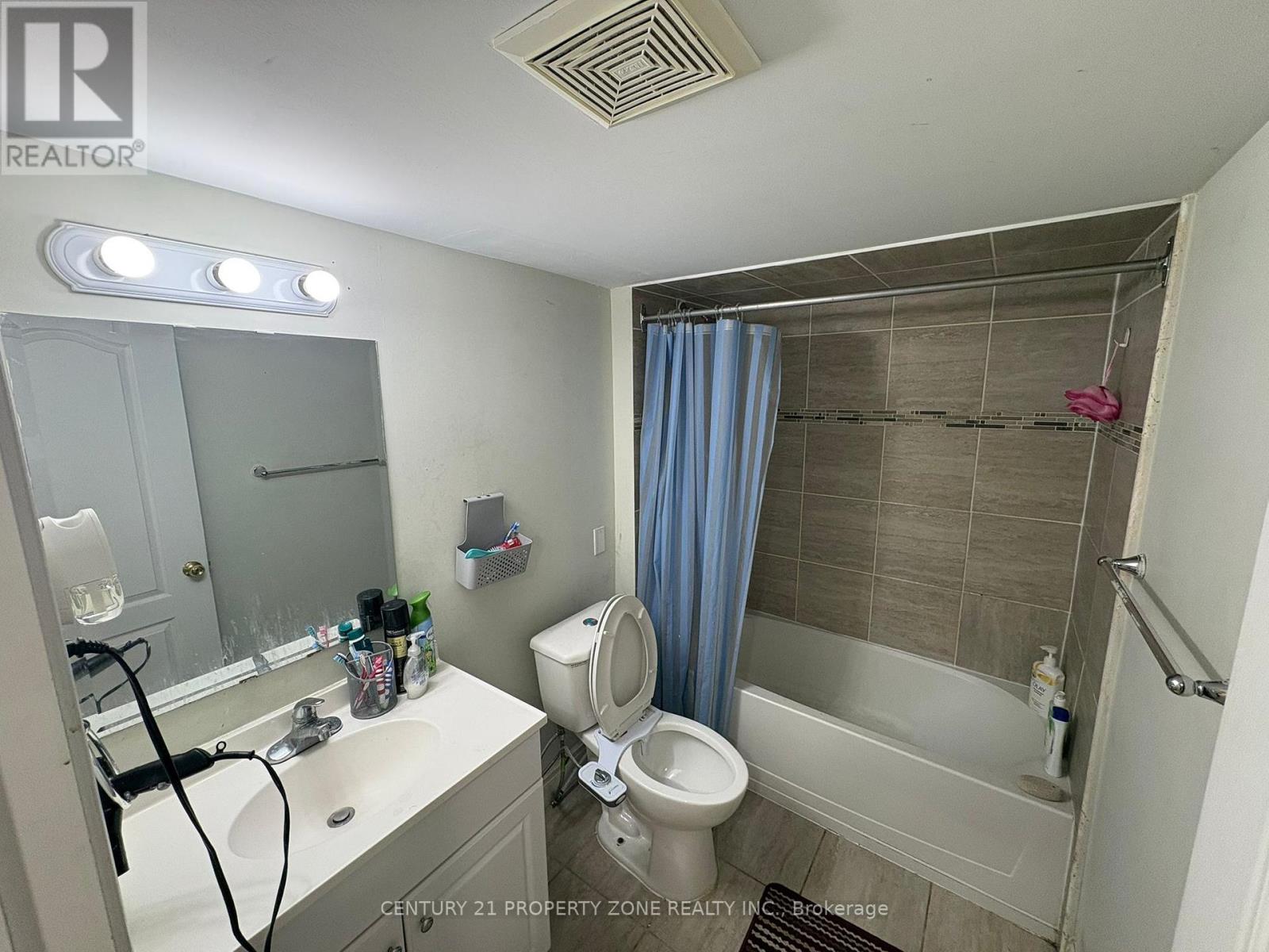 84 Tideland Drive, Brampton, Ontario  L7A 2W1 - Photo 36 - W12954274