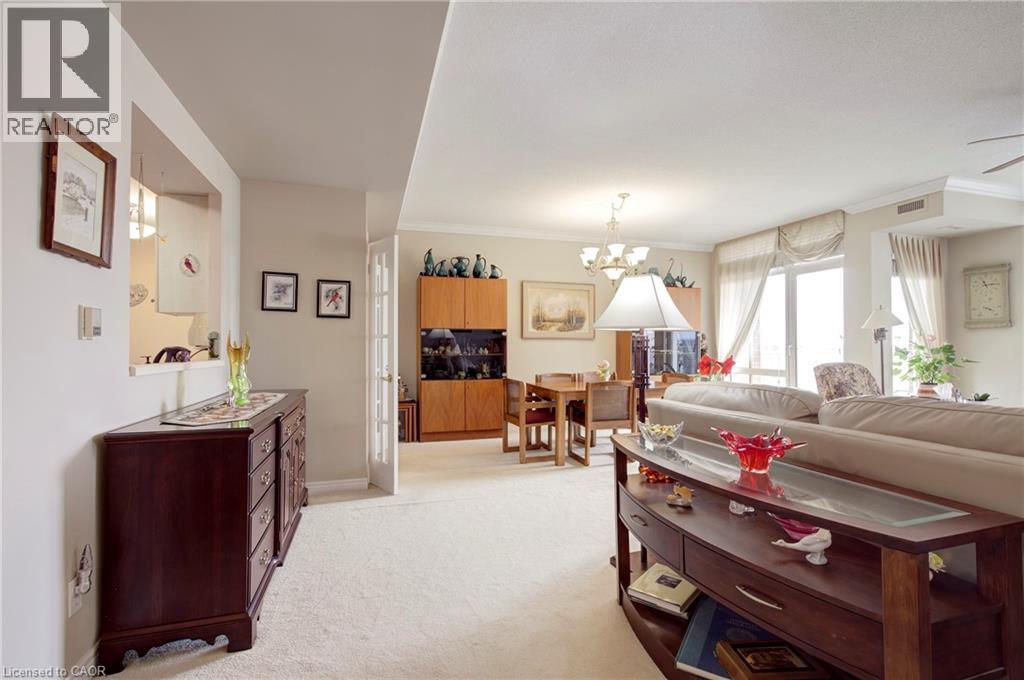 50 Old Mill Road Unit# 705, Oakville, Ontario  L6J 7W1 - Photo 8 - 40813312