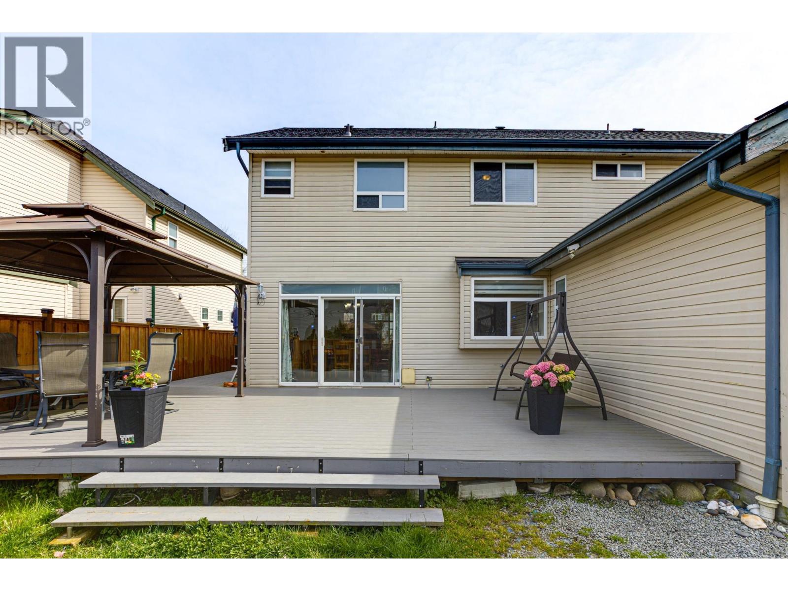 1077 Riverside Drive, Port Coquitlam, British Columbia  V3B 8A7 - Photo 11 - R3106264