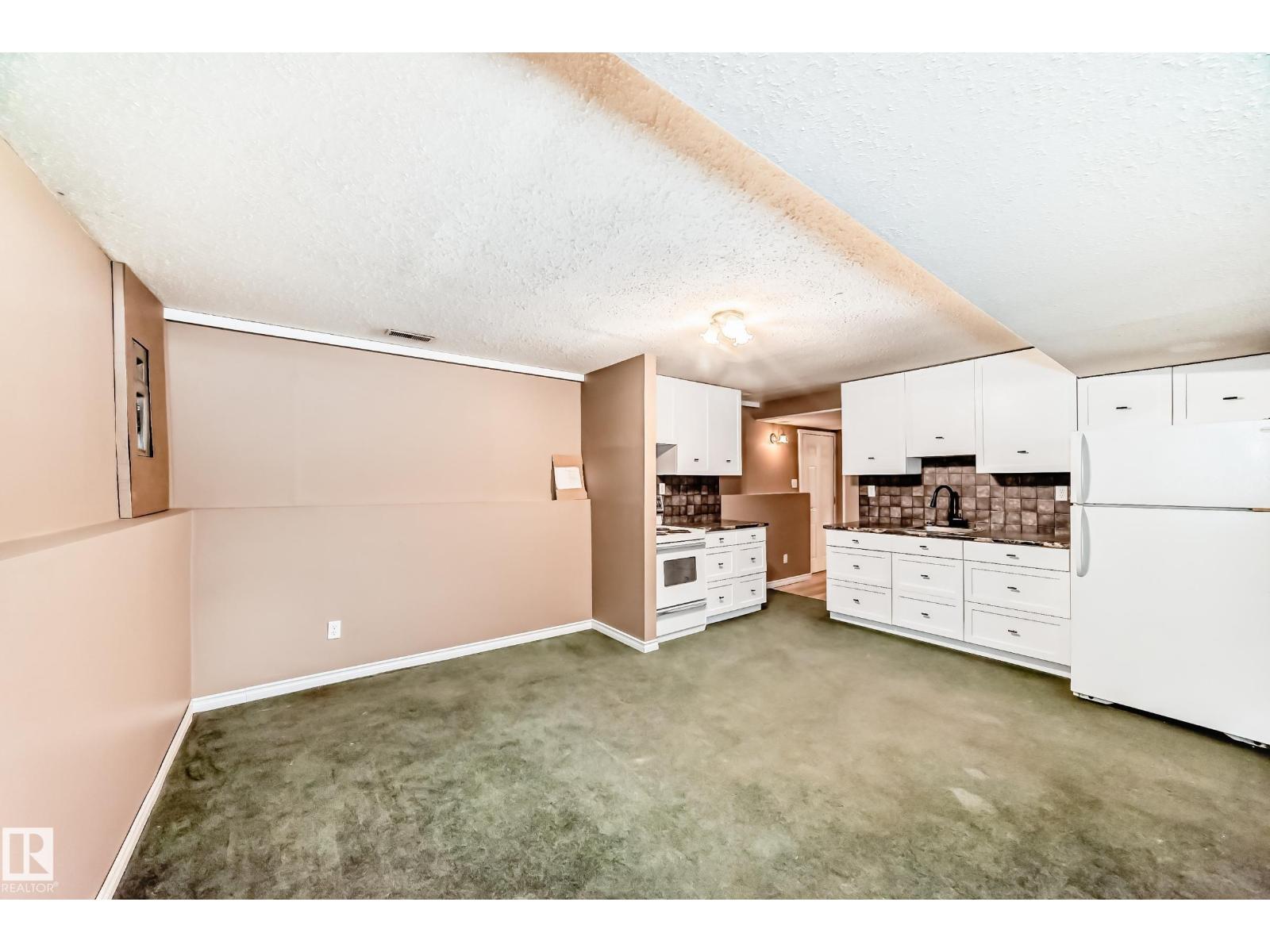 9813 152 St Nw, Edmonton, Alberta  T5P 1X2 - Photo 21 - E4480532