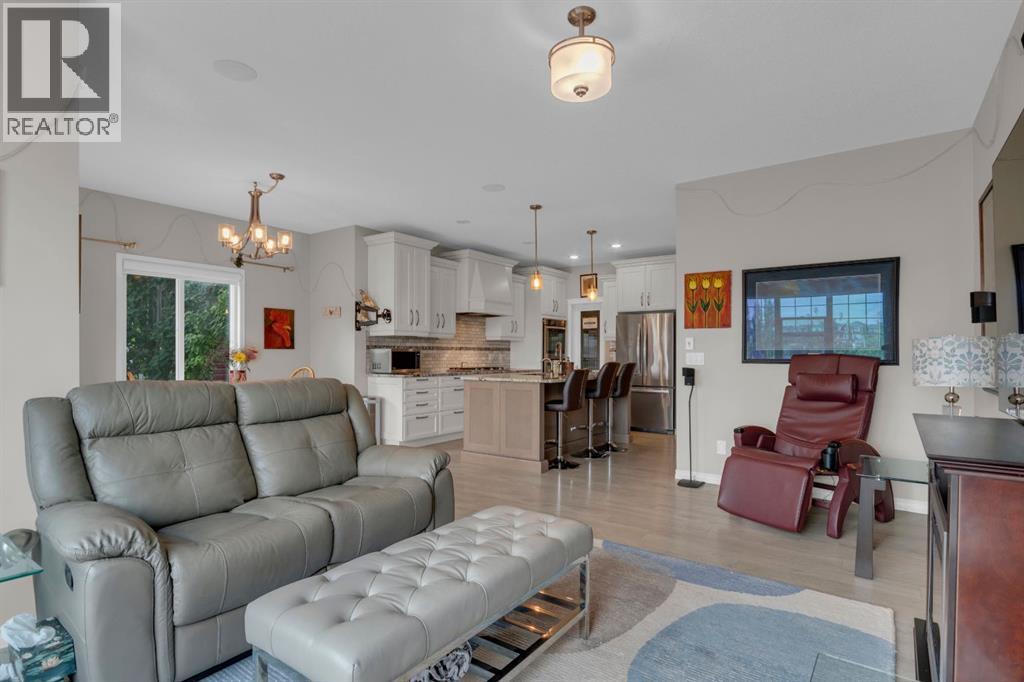 138 Reunion Landing, Airdrie, Alberta  T4B 3W4 - Photo 14 - A2295923