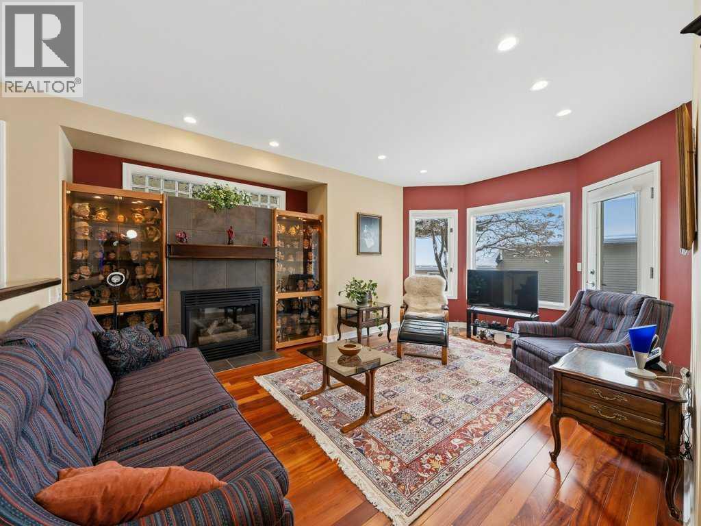 237 28 Avenue NW, Calgary, Alberta  T2M 2K5 - Photo 12 - A2297755