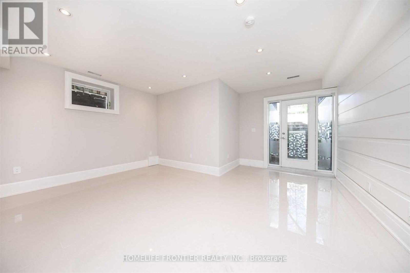 82 Cameron Avenue, Toronto, Ontario  M2N 1E2 - Photo 20 - C12957478