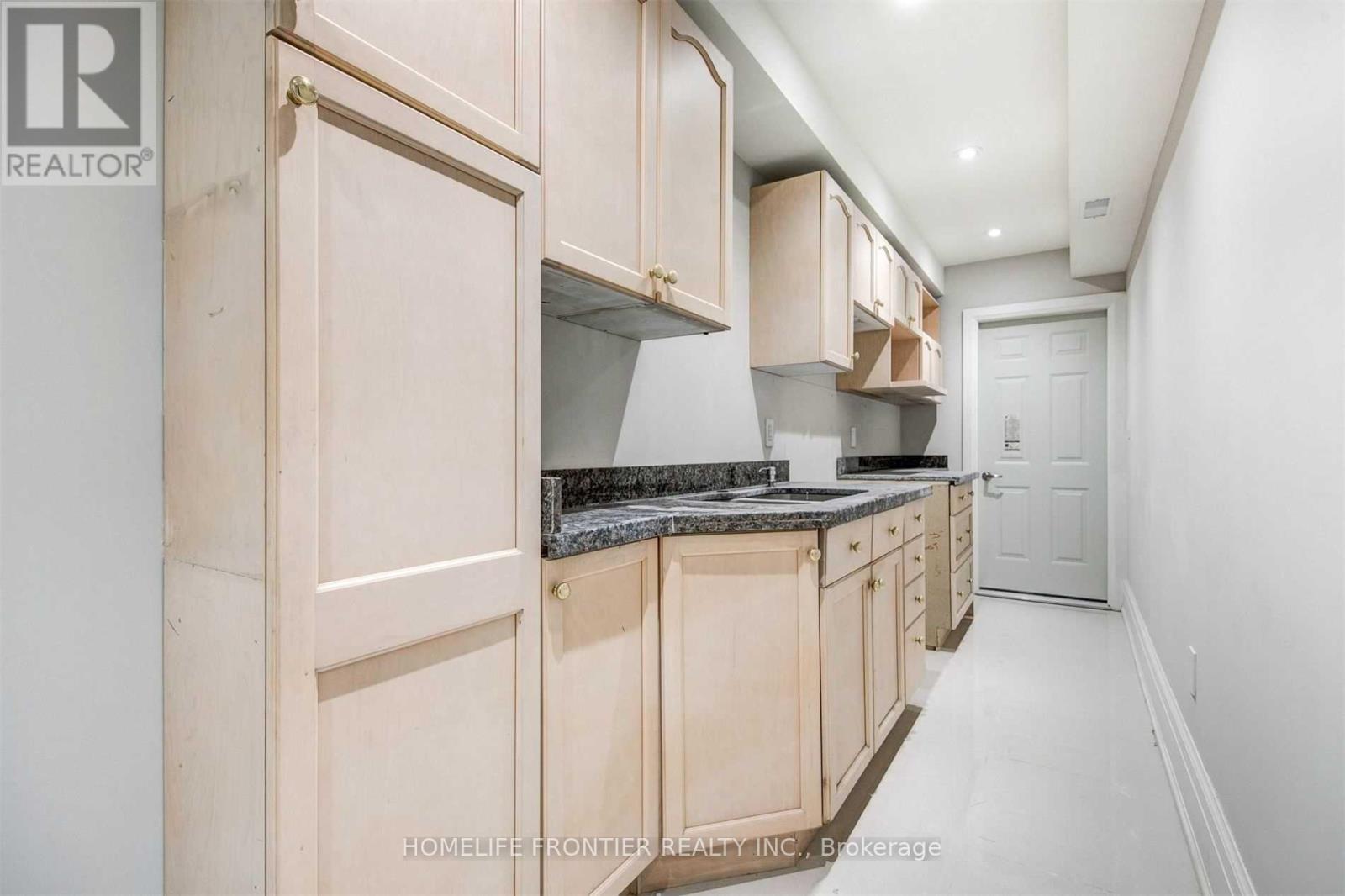 82 Cameron Avenue, Toronto, Ontario  M2N 1E2 - Photo 22 - C12957478