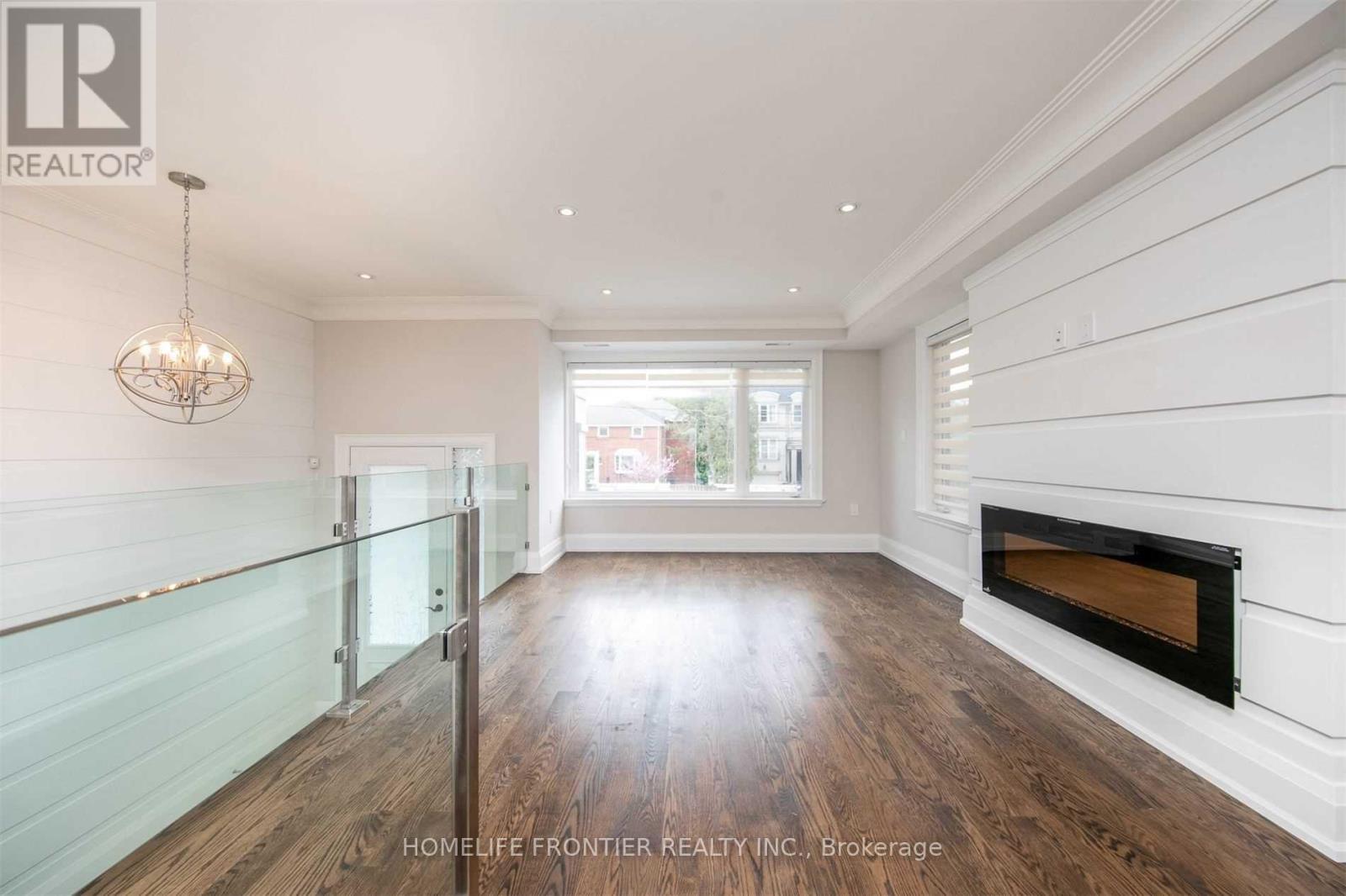 82 Cameron Avenue, Toronto, Ontario  M2N 1E2 - Photo 7 - C12957478