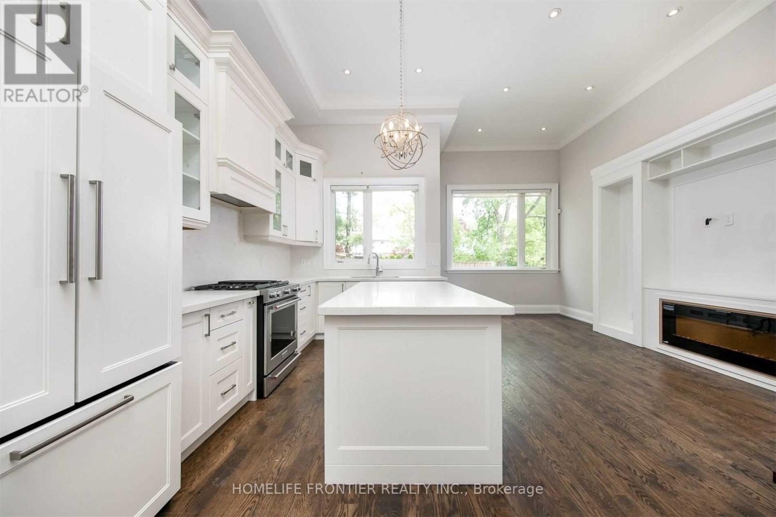 82 Cameron Avenue, Toronto, Ontario  M2N 1E2 - Photo 9 - C12957478