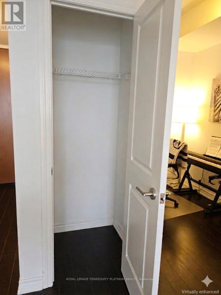 4205 - 386 Yonge Street, Toronto, Ontario  M5B 0A5 - Photo 17 - C12957494