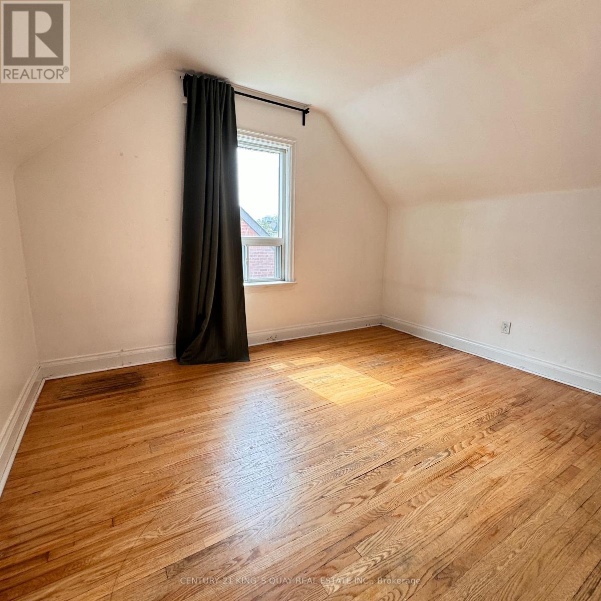 147 Pemberton Avenue, Toronto, Ontario  M2M 1Y6 - Photo 9 - C12957500