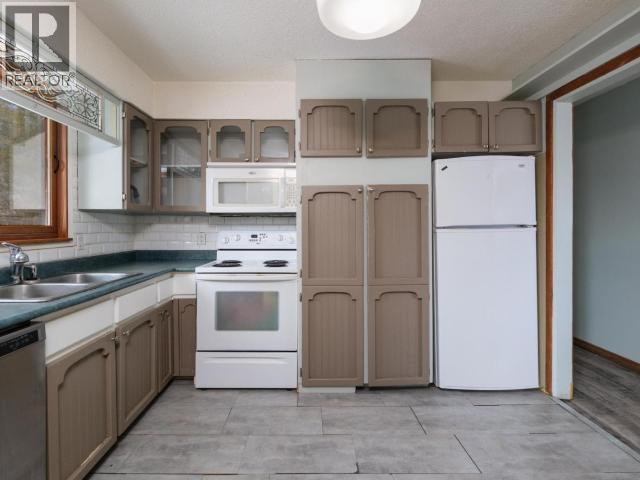 10 Rosewood Place, Whitehorse, Yukon Y1A 4X3 - Photo 11 - 17141