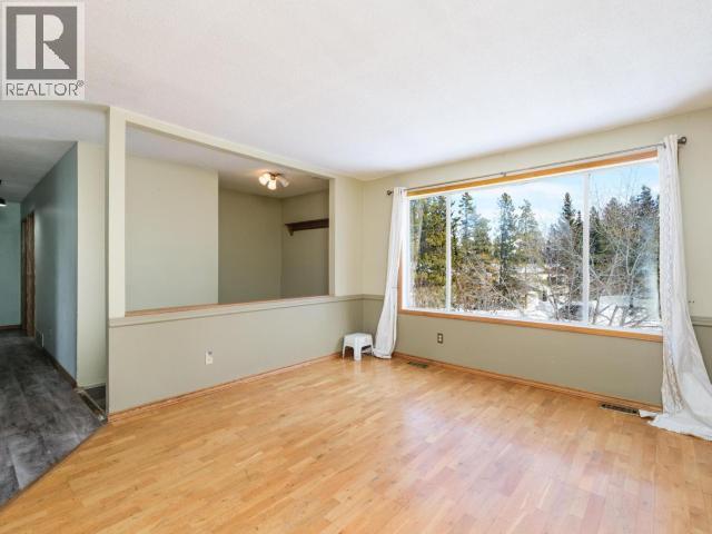 10 Rosewood Place, Whitehorse, Yukon Y1A 4X3 - Photo 6 - 17141